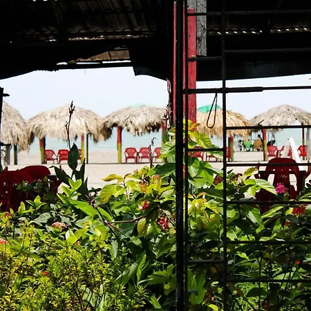 A Unos Pasos De La Playa *